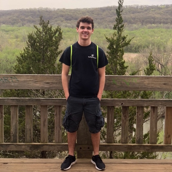 Meet your Posher, Kyle - Picture 1 of 1